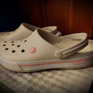 Crocs size 11